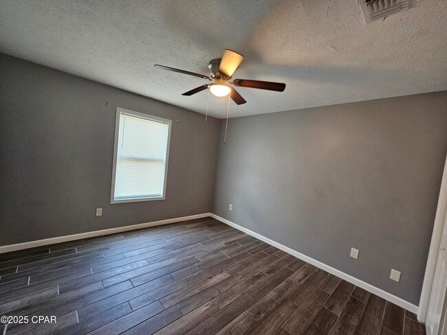 Building Photo - 3707 Burnham Way