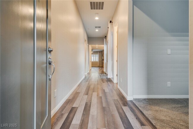 Building Photo - 780 Omaggio Pl