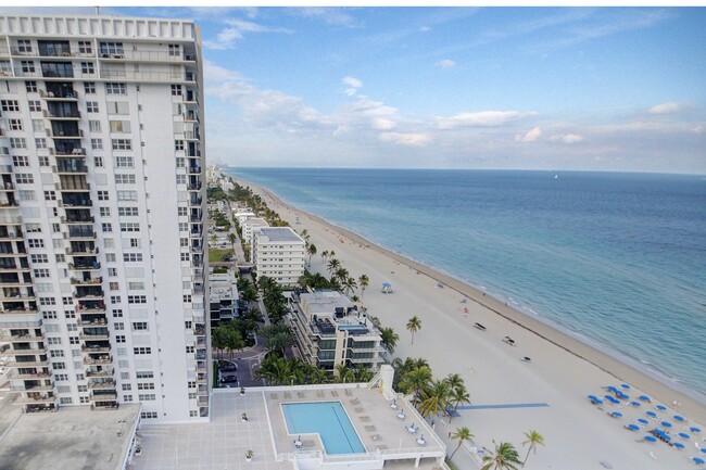 Building Photo - 2301 S Ocean Dr