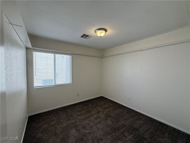 Building Photo - 5921 Forest Creek Rd