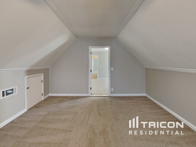 Building Photo - 1526 Amberwood Cir