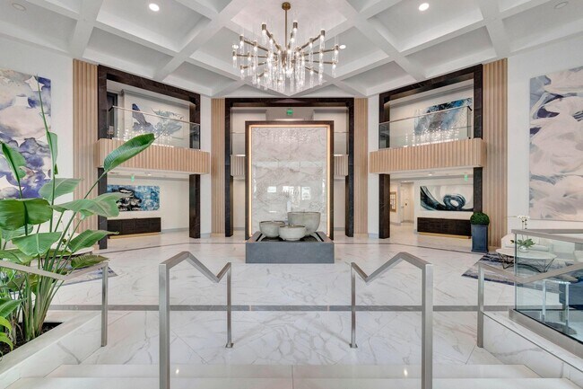 Building Photo - 500 SE Mizner Blvd