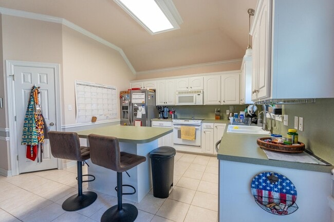 Building Photo - North Bossier Rental