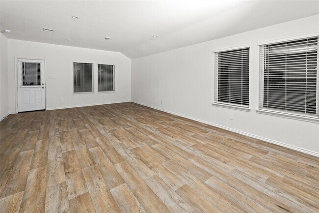 Building Photo - 4227 Bedwyn Bay Dr