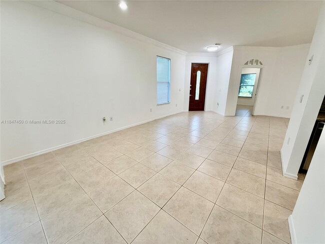Building Photo - 265 SW Coconut Key Way