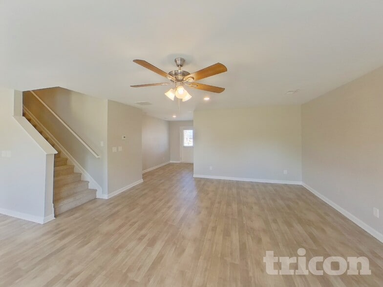 Building Photo - 1405 Veranda Ln