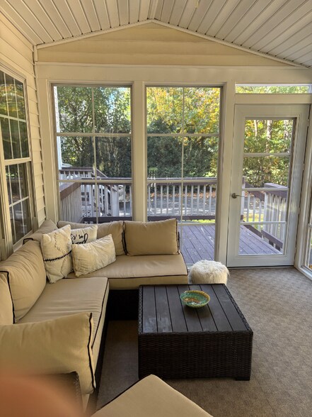 Building Photo - 9092 Pantego Ln