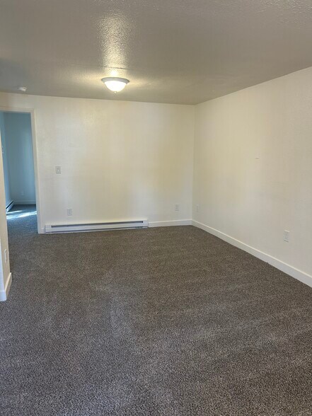 Building Photo - 803 E Kiowa St