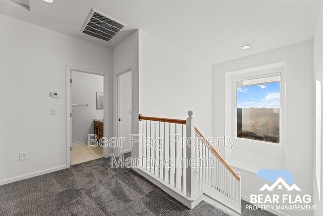 Building Photo - 801 Auburn Woods Ct