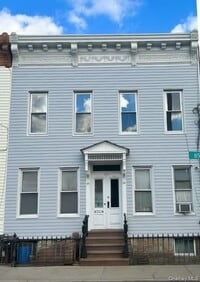 Building Photo - 88-11 85th St