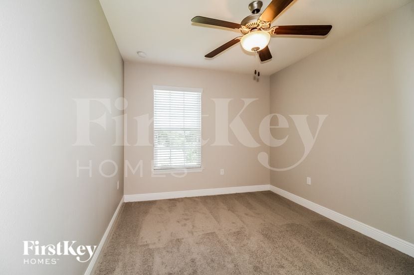 Building Photo - 24144 Plymouth Hollow Cir