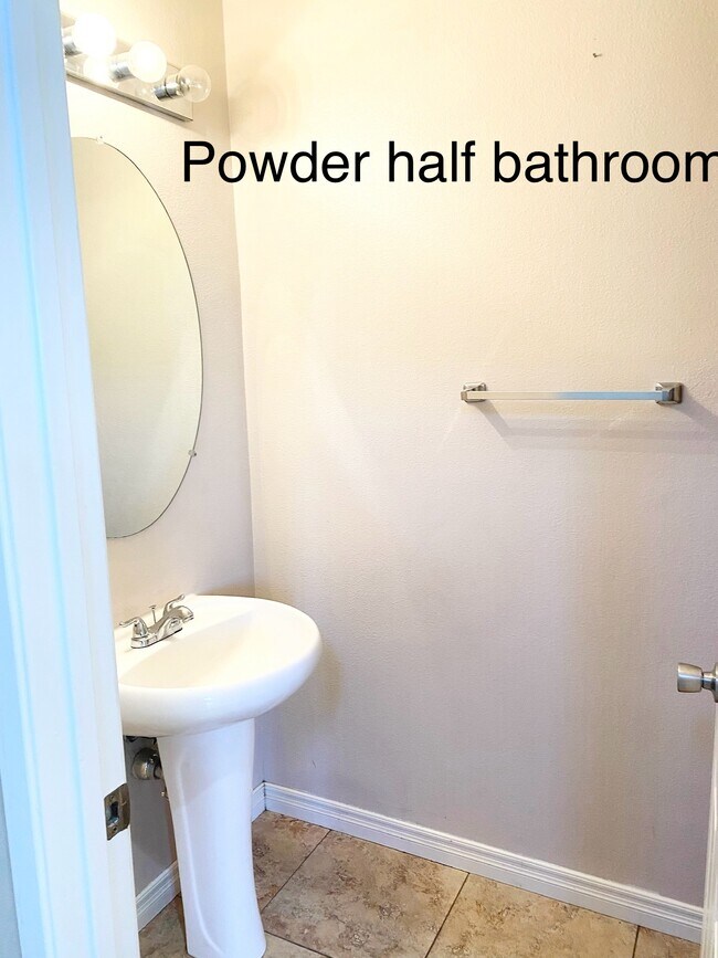 Building Photo - 6565 Cordierite Ct