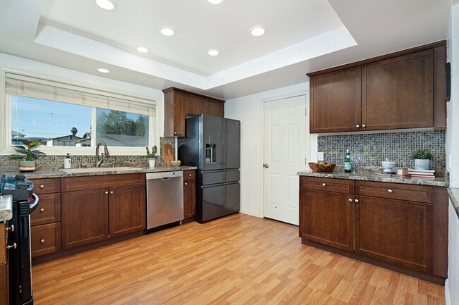 Building Photo - Beautiful 3BD 2BA House Sitting on Over 1/...