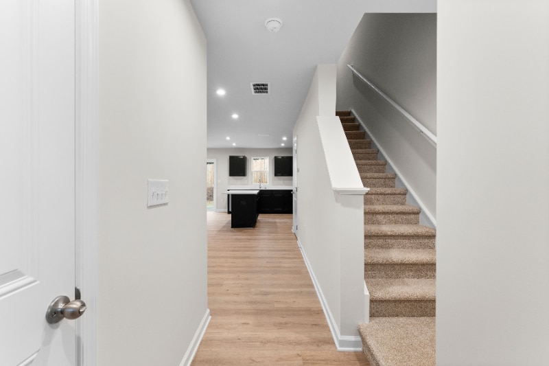 Building Photo - 34 Downing Dr