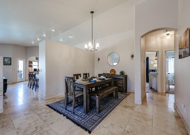 Building Photo - 4010 E Sidewinder Ct