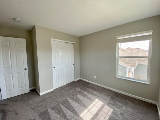 Building Photo - Fantastic 4 Bedroom, 2.5 Bath w/LOFT in Brookfield Place