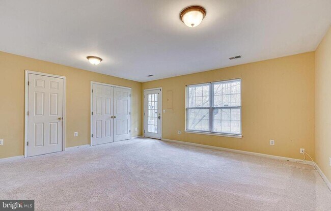 Building Photo - 11485 Carriage Gate Ct