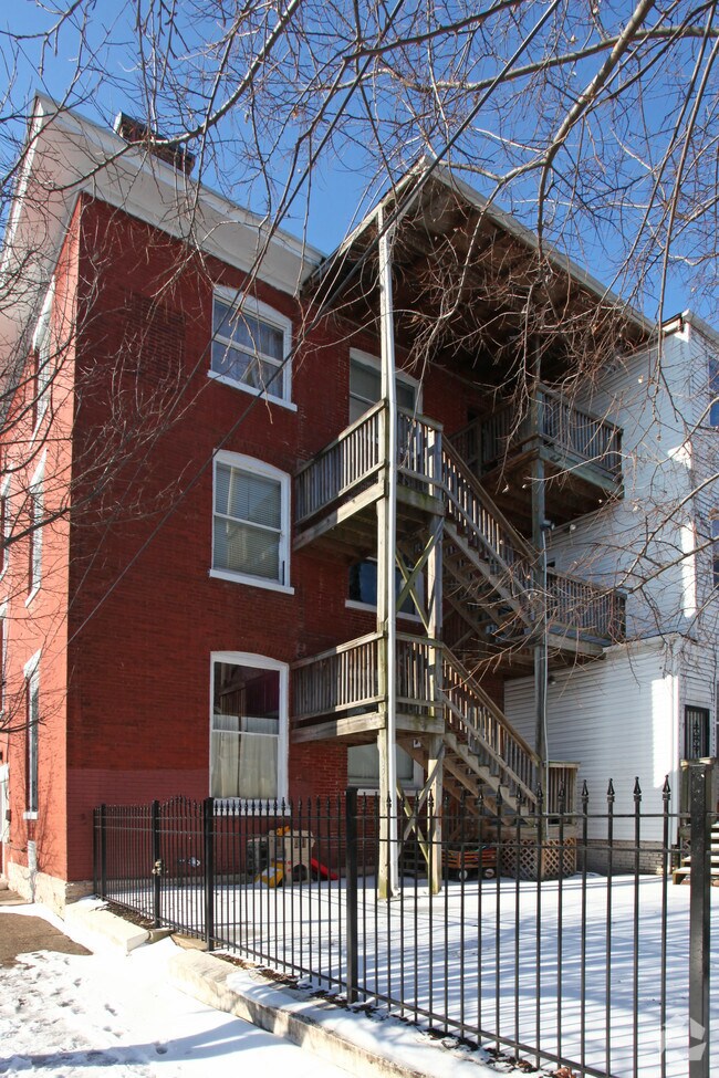 Building Photo - 501 W Saint Catherine St