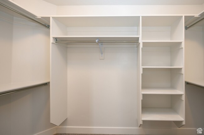 Building Photo - 16087 S Truss Dr
