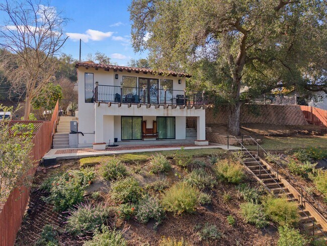 Building Photo - Stunning Mountain Views in Chino Hills for 2-bedroom