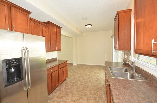 Building Photo - 13172 S Elster Way