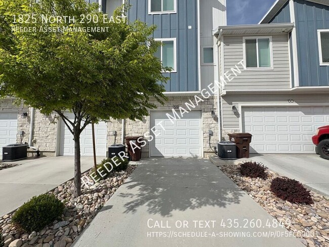Building Photo - 290 1825 N