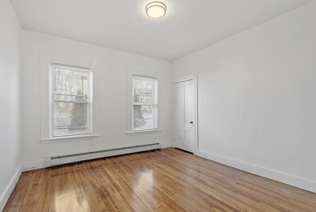 Building Photo - 18 Ingalls St