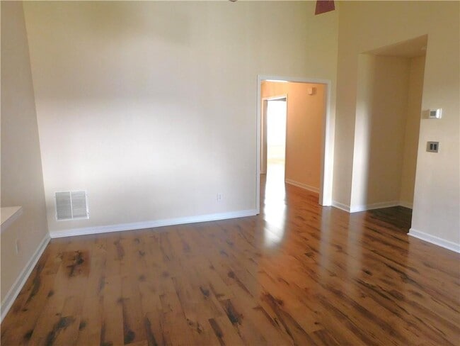 Building Photo - 3266 Liberty Commons Dr NW