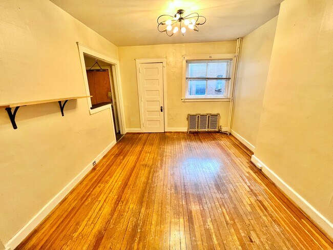 IMG_4780 - Cross Apartments