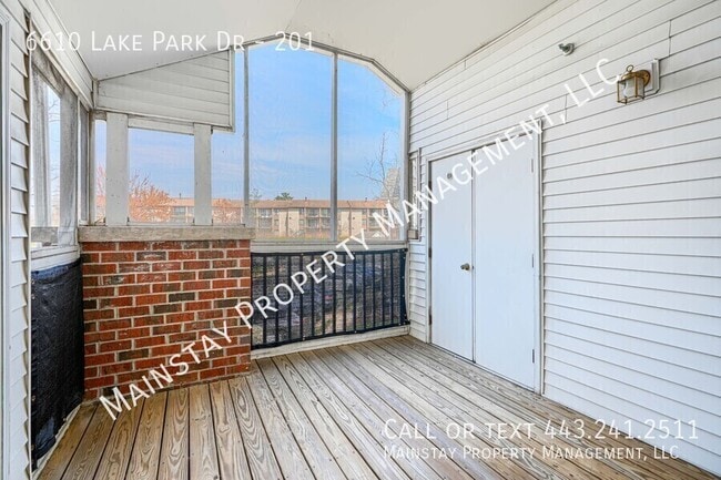 Building Photo - 6610 Lake Park Dr