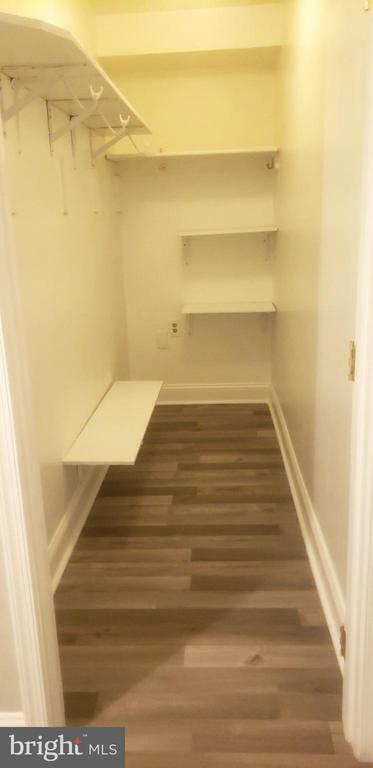 Building Photo - 9109 Barrick St