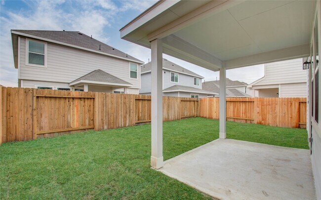 Building Photo - 21915 Grand Majestic Dr