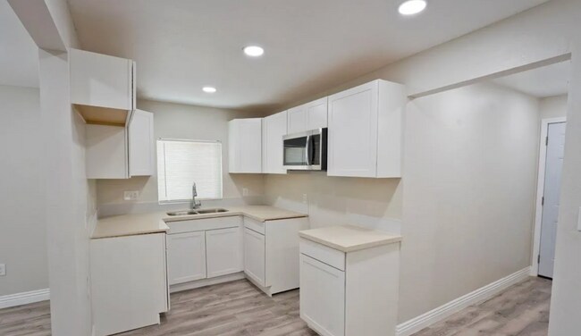 Building Photo - 3619 L St