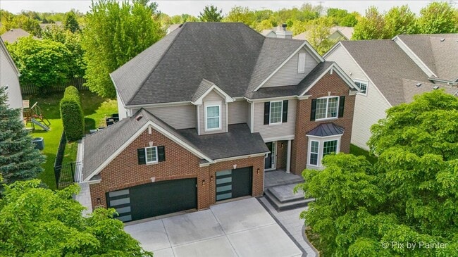 Building Photo - 5919 Chatham Dr