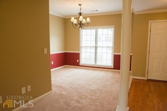 Building Photo - 8037 Creekland Dr