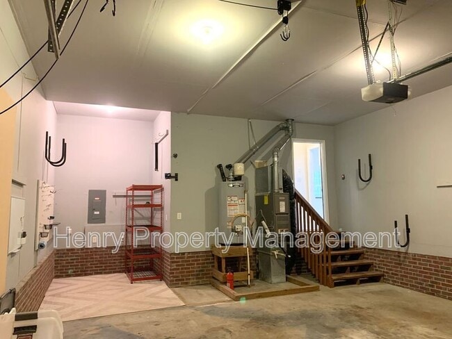 Building Photo - 212 Lewey Brook Dr