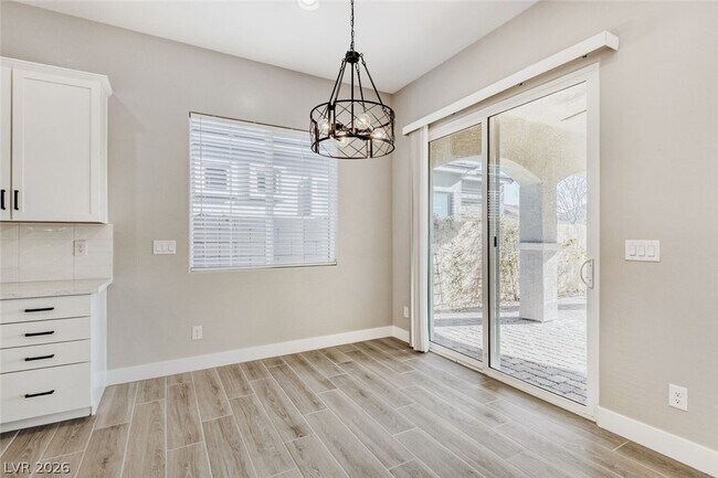 Building Photo - 76 Tatahatso Pt St