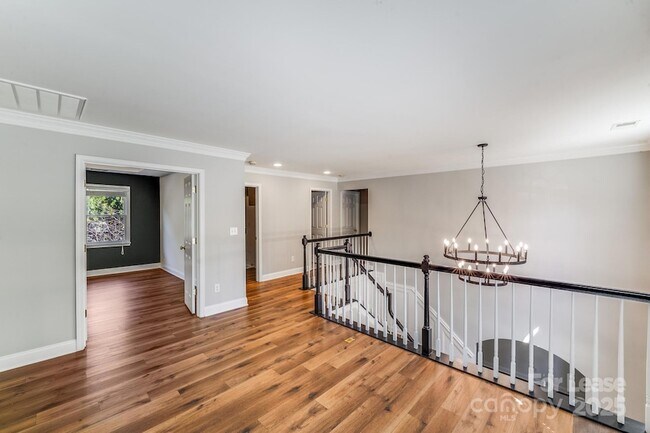 Building Photo - 10243 Squires Way