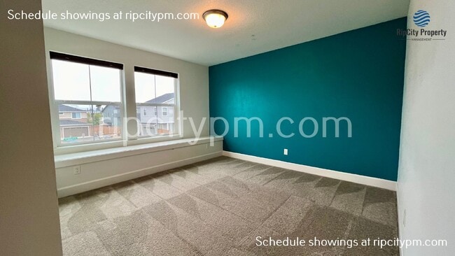 Building Photo - 3928 SE 77th Ave