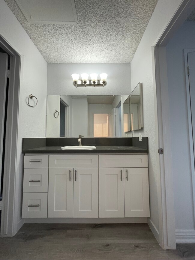 Building Photo - 8131 San Angelo Dr