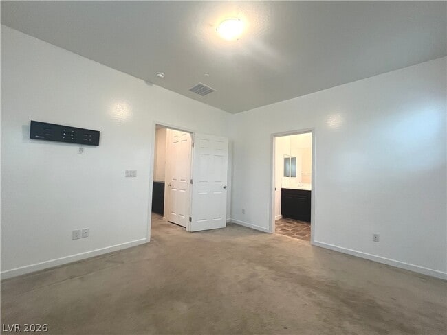 Building Photo - 965 Nevada State Dr