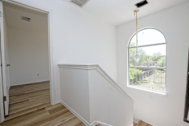 Building Photo - 2509 Patsy Pkwy