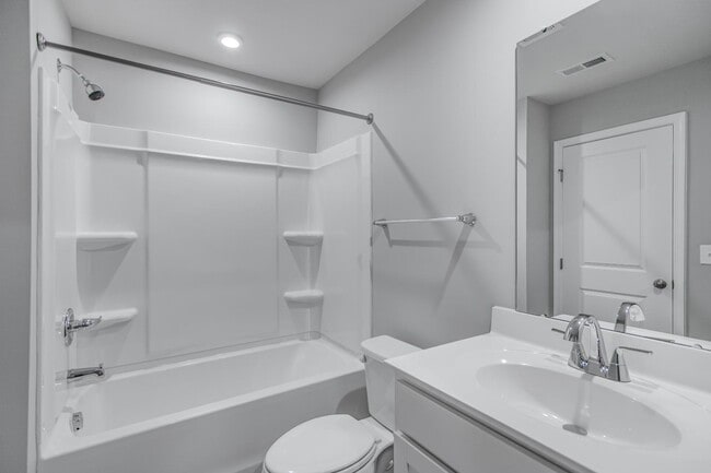 Building Photo - 1011 Chevy Park Lndg