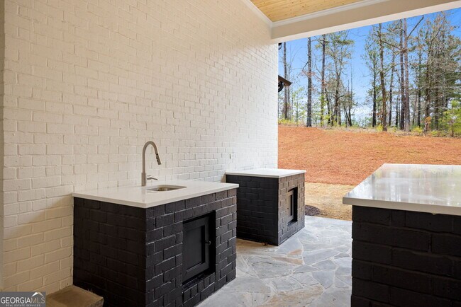 Building Photo - 1261 Glen Eagle Dr