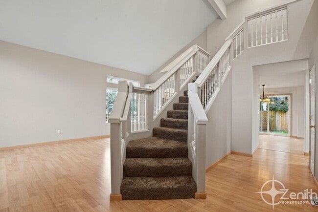 Building Photo - 17019 SE 3rd St