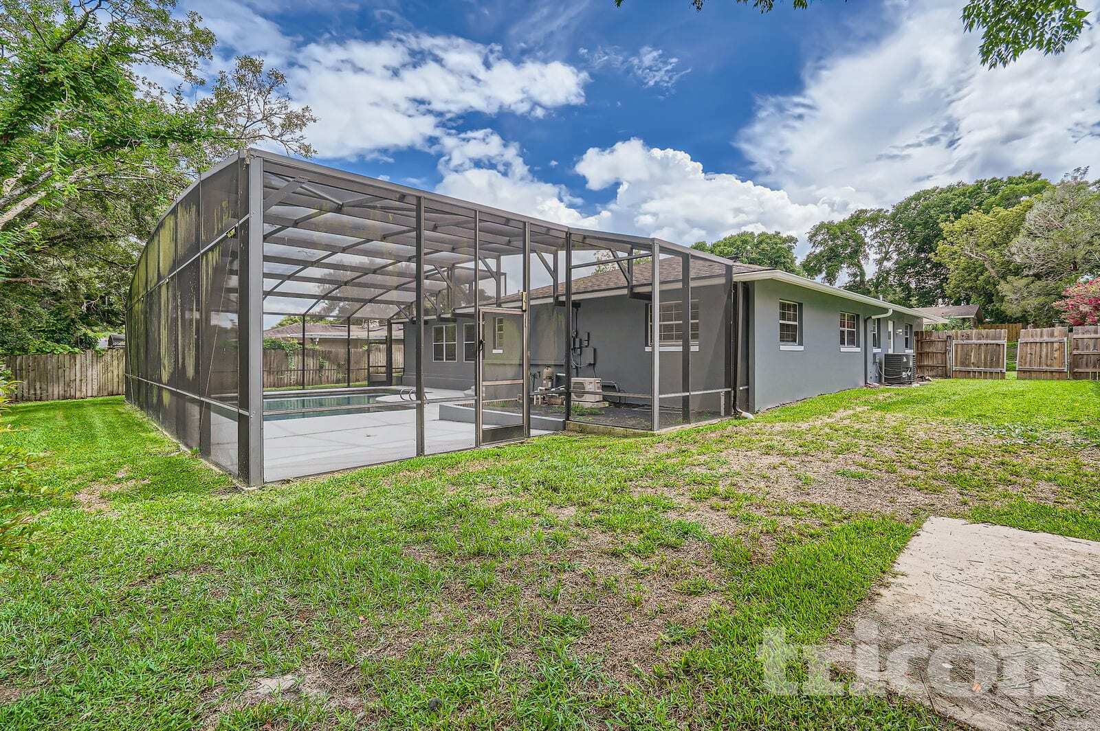 Building Photo - 421 San Sebastian Prado