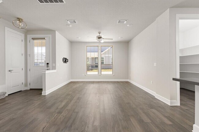 Building Photo - 8206 Talferd Trl
