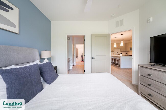 Building Photo - 100 Wilton Cir