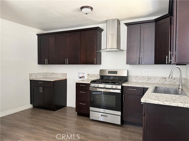 Building Photo - 313 W 44th St