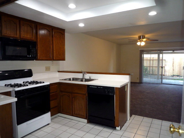 Building Photo - 25366 Felicia Ct